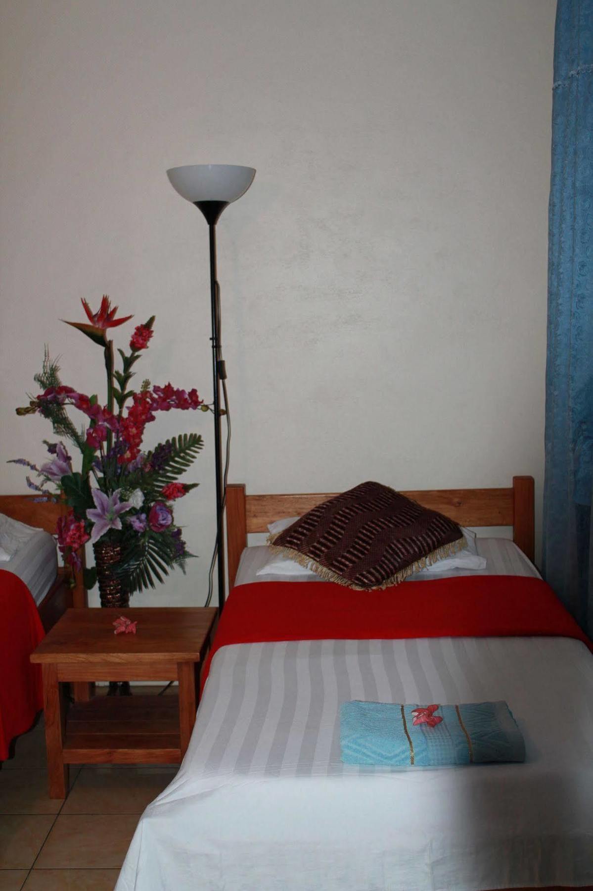 פורט וילה Pacific Paradise Motel מראה חיצוני תמונה